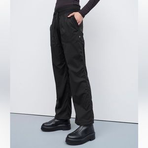 Dance Studio Mid-rise Pant